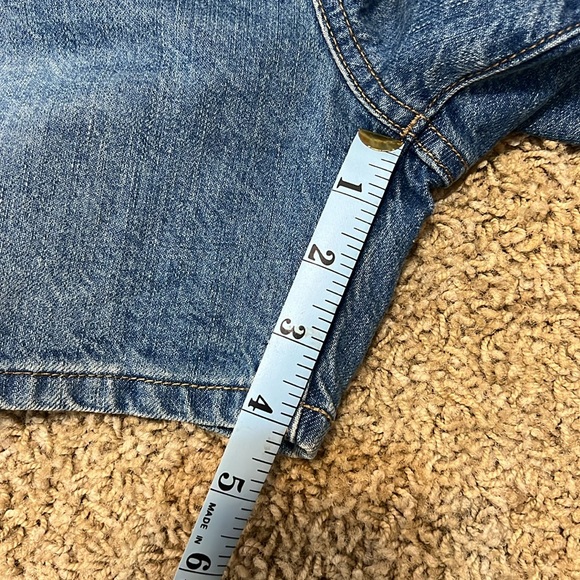 Uniqlo denim shorts - Picture 5 of 6